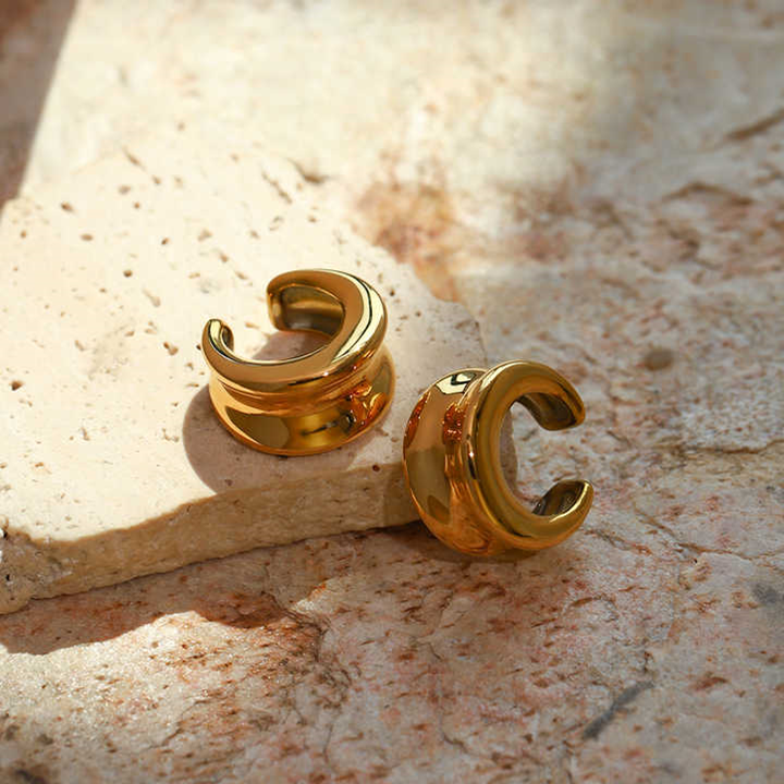 Moon Studs