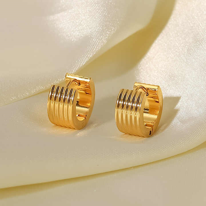 Wide Rib Studs